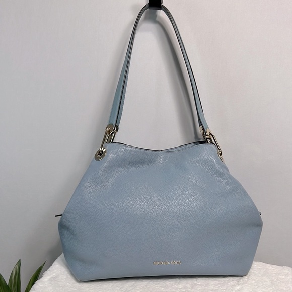 Micheal Kors Raven Large Pebbled Leather Shoulder Bag - Picture 3 of 16